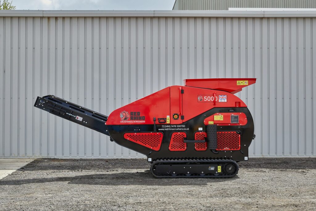 Red Rhino's 5000 jaw crusher side view