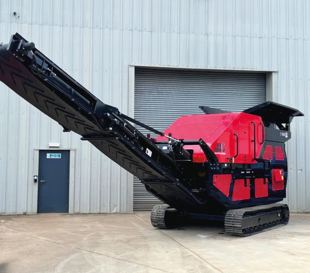 Red Rhino 8000 crusher machine