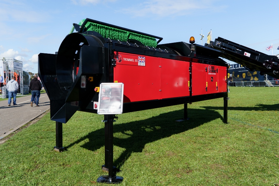 Red Rhino new electric trommel